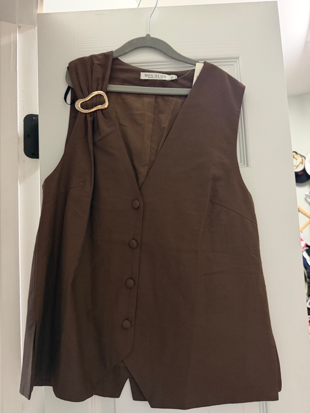Mon Renn Brown Sleeveless Button Front Vest with Decorative Buckle
